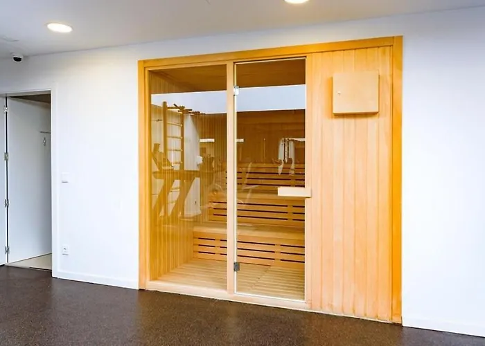 Luxury Duplex Penthouse Apartment *